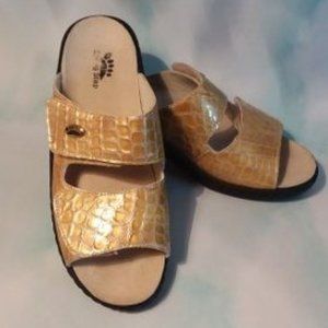 FINAL $ DROP Spring Step Palazzo Gold Croc Slides